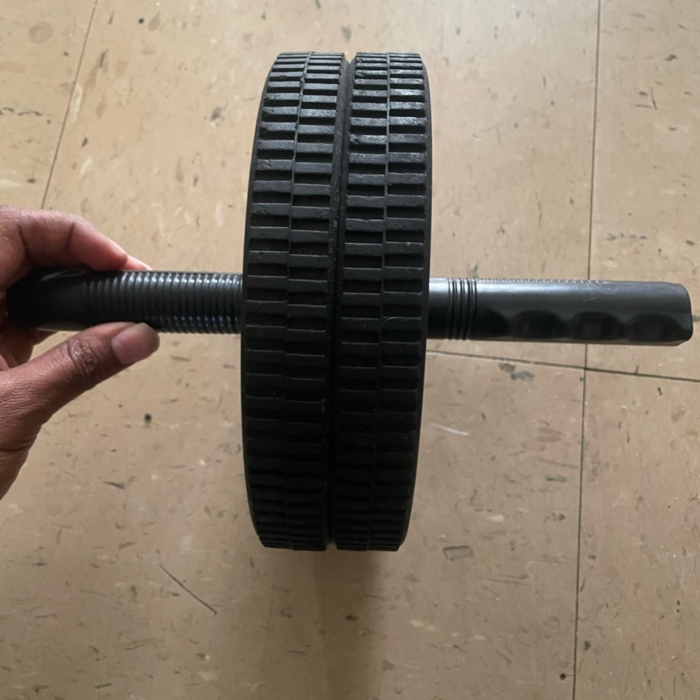 Black Dual Wheel Ab Roller
